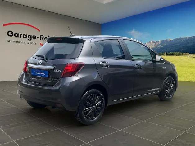 Toyota Yaris 1.5 VVT-i HSD Trend