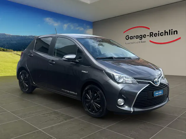 Toyota Yaris 1.5 VVT-i HSD Trend