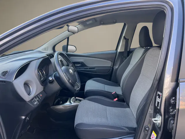 Toyota Yaris 1.5 VVT-i HSD Trend