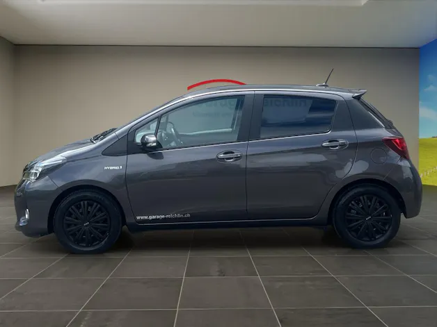 Toyota Yaris 1.5 VVT-i HSD Trend