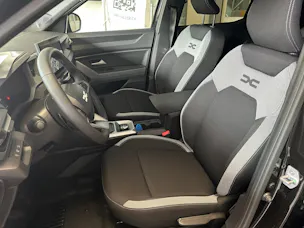 Dacia Duster 1.2 Hybrid Journey 4WD
