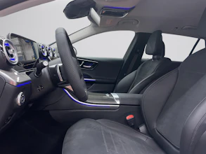 https://vehicle.imgix.net/4385612/0fd6003d-a4cc-4805-a27e-e30243c821b6.jpg
