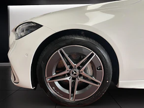 https://vehicle.imgix.net/4385612/1552ae42-1f7f-42ce-96d6-7319116085bf.jpg