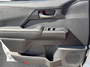 Toyota Hilux Double Cab.-Pick-up 59KWh Style