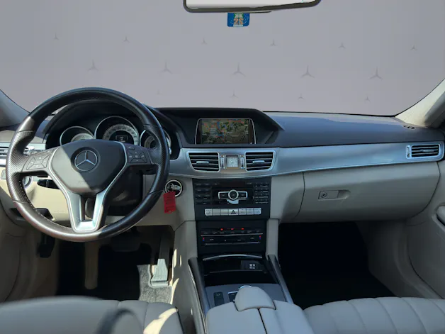 Mercedes-Benz E 400 V6 Avantgarde 4matic