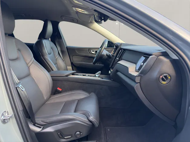 Volvo XC60 2.0 T6 TE Plus Dark eAWD