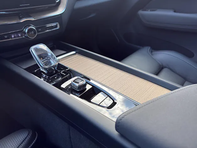 Volvo XC60 2.0 T6 TE Plus Dark eAWD