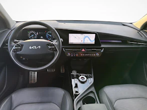 https://vehicle.imgix.net/4385634/d5abb6e7-6b33-48bb-b609-f942a0632ce4.jpg