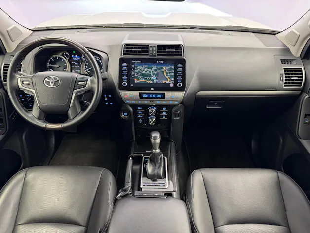 Toyota Land Cruiser 2.8 D 230 Invincible