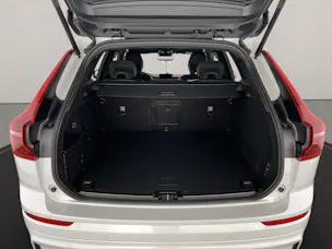 Volvo XC60 2.0 B5 MH Ultra Dark AWD