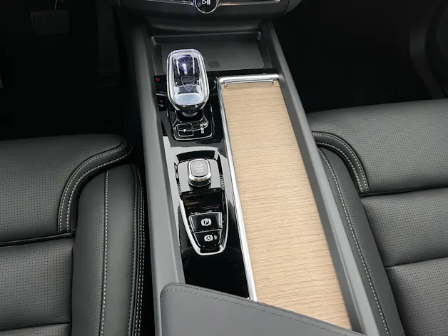 Volvo XC60 2.0 B5 MH Ultra Dark AWD