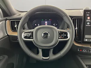 Volvo XC60 2.0 B5 MH Ultra Dark AWD
