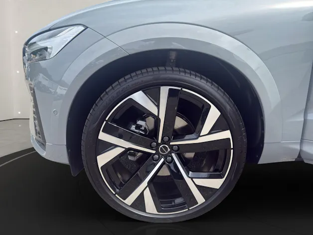 Volvo XC60 2.0 B5 MH Plus Dark AWD