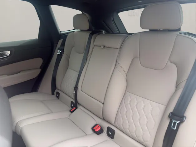 Volvo XC60 2.0 B5 MH Plus Dark AWD