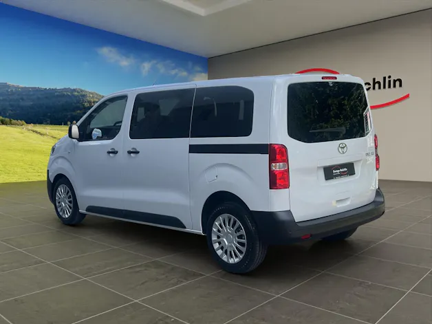 Toyota PROACE Verso L1 2.0 D Comfort
