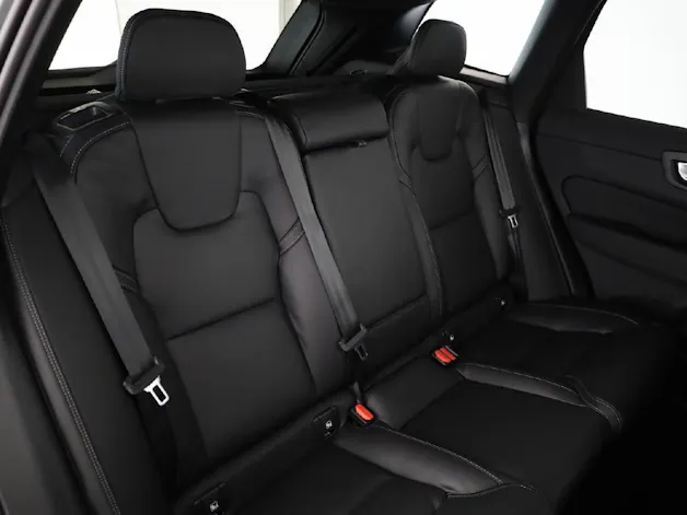 VOLVO XC60 2.0 T8 TE Ultra Dark eAWD