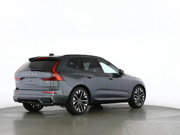 VOLVO XC60 2.0 T8 TE Ultra Dark eAWD