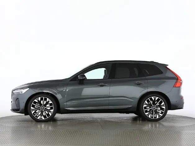 VOLVO XC60 2.0 T8 TE Ultra Dark eAWD