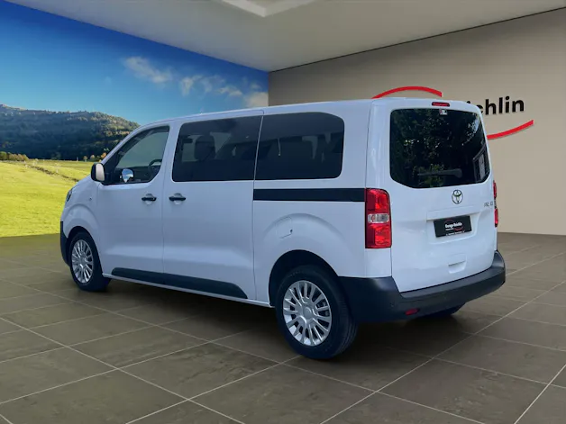 Toyota PROACE Verso L1 2.2 D Comfort