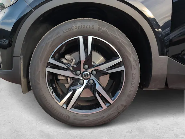 VOLVO XC40 2.0 B4 MH Plus Dark AWD