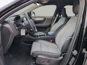 Fahrzeugbild VOLVO XC40 2.0 B4 MH Plus Dark AWD
