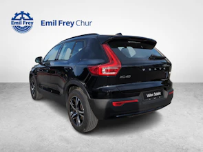 Fahrzeugbild VOLVO XC40 2.0 B4 MH Plus Dark AWD