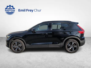 Fahrzeugbild VOLVO XC40 2.0 B4 MH Plus Dark AWD