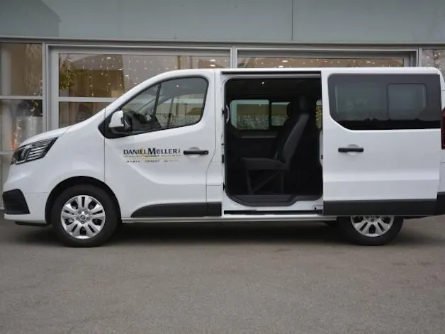 Renault Trafic Passenger 2.0 dCi Blue 170 techno