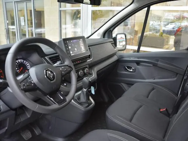 Renault Trafic Passenger 2.0 dCi Blue 170 techno