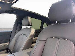 https://vehicle.imgix.net/4385795/7b25813b-f054-4680-809a-8382979e93c7.jpg