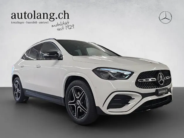 Mercedes-Benz GLA 200 AMG Line Night Star
