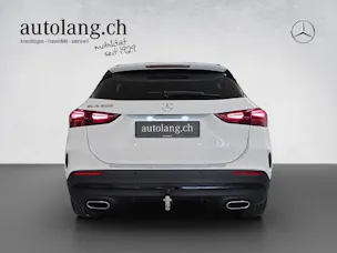 Mercedes-Benz GLA 200 AMG Line Night Star
