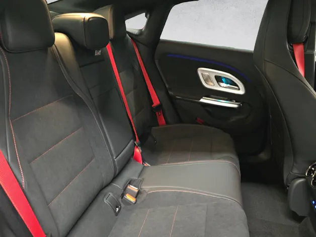 Mercedes-Benz CLA 220 AMG Line 4Matic