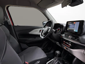 https://vehicle.imgix.net/4385829/cc7f2054-9bb7-486f-9295-882a867618d7.jpg
