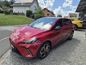 MG 4 64kWh Xpower 4WD Facelift 2026