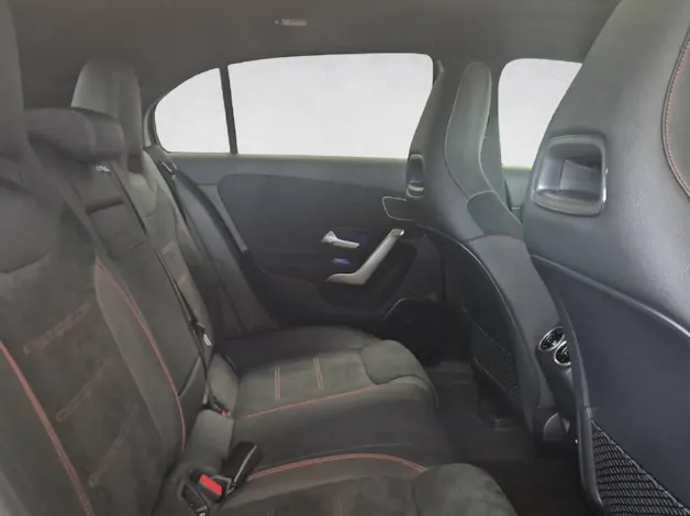 Mercedes-Benz A 250 AMG Line 4Matic