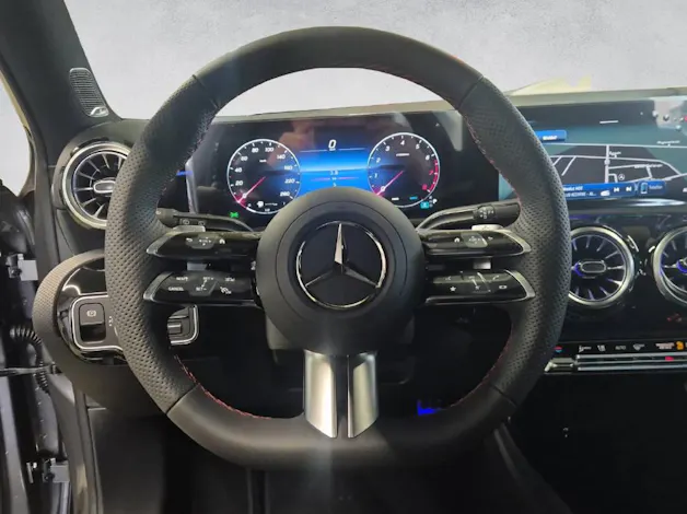 Mercedes-Benz A 250 AMG Line 4Matic