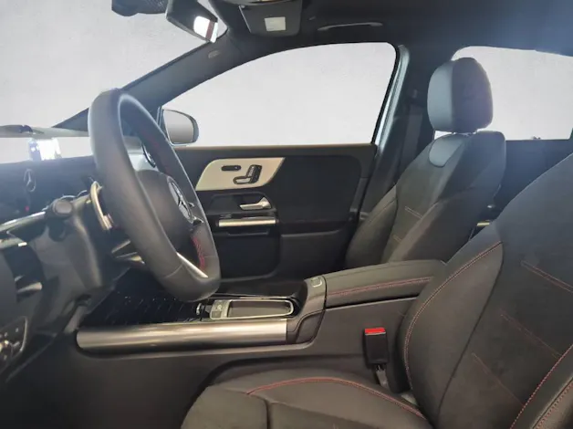 Mercedes-Benz GLA 250 AMG Line 4Matic Swiss Star