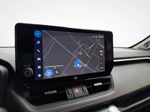 https://vehicle.imgix.net/4385884/6065f684-e9f1-4c05-8458-c04509da6c15.jpg