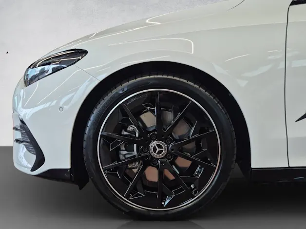 Mercedes-Benz CLA 220 4Matic Shooting Brake