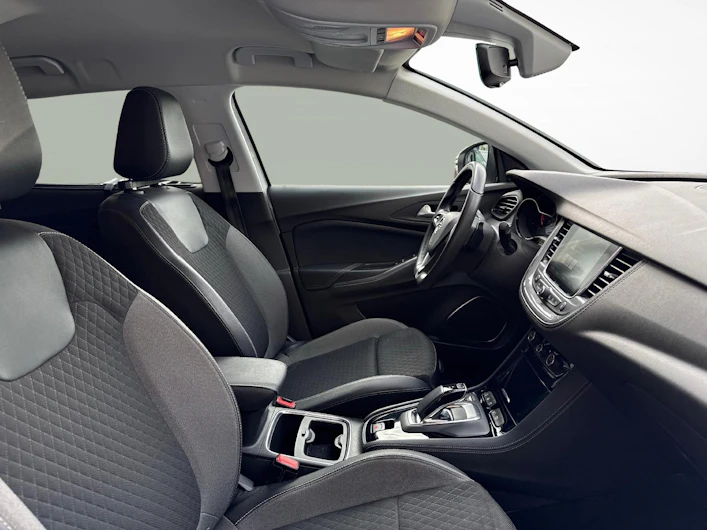 immagine del veicolo OPEL GRANDLAND X