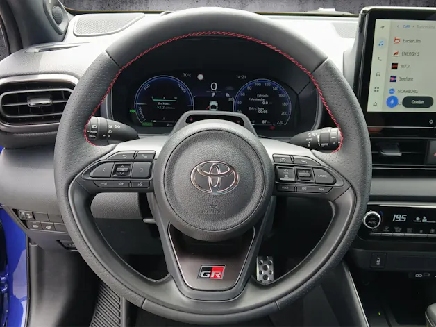 Toyota Yaris 1.5 VVT-i HSD GR Sport