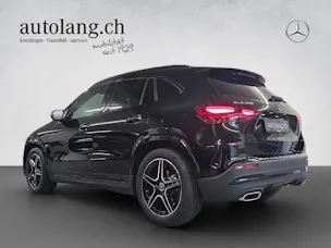 Mercedes-Benz GLA 200 AMG Line Night Star