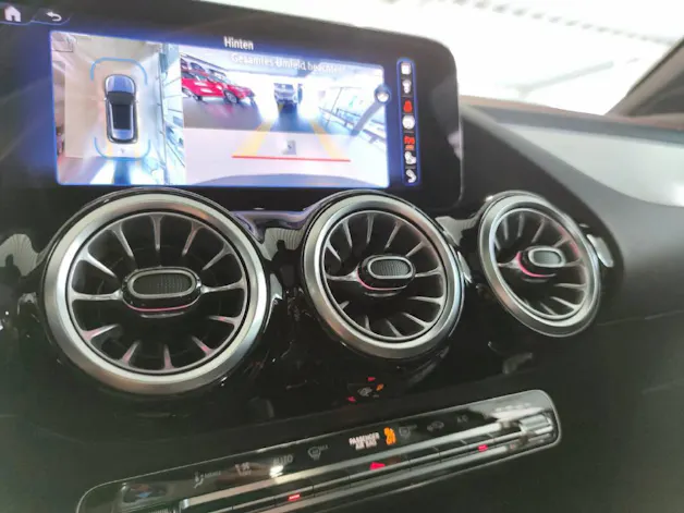 Mercedes-Benz EQA 350 AMG Line 4Matic Swiss Star