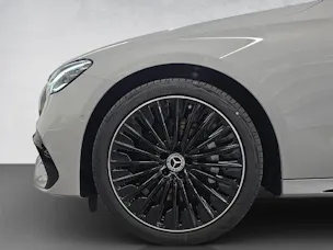 Mercedes-Benz E 220 d AMG Line 4Matic T-Modell