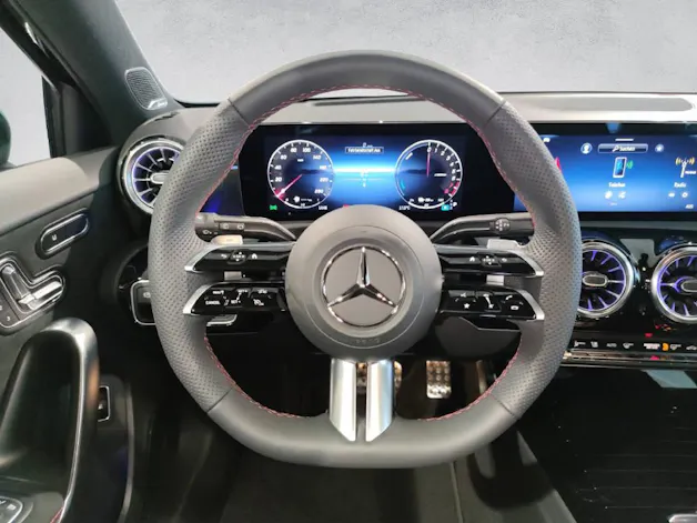 Mercedes-Benz A 250 e AMG Line EQ Star