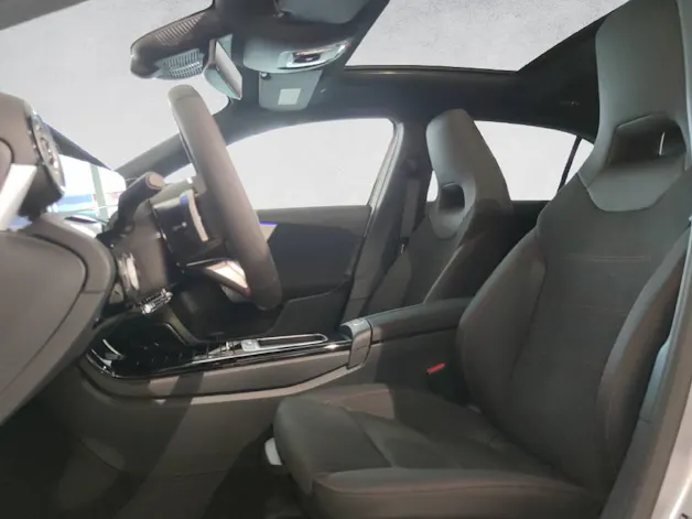 Mercedes-Benz A 250 AMG Line 4Matic