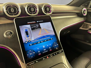 https://vehicle.imgix.net/4386018/355e9d9e-691c-457f-abd2-8f3969427f48.jpg