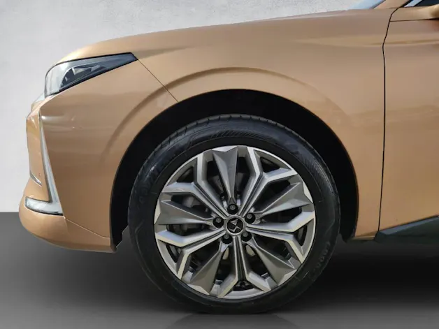 DS Automobiles 4 1.6 E-Tense Trocadero