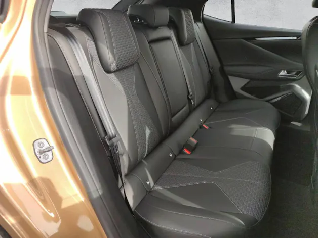 DS Automobiles 4 1.6 E-Tense Trocadero